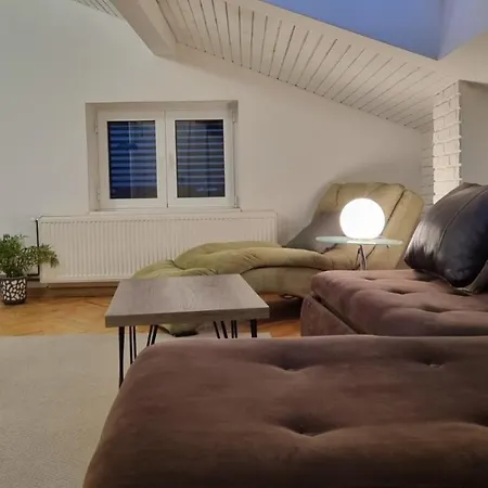 Apartment Near Waterfront