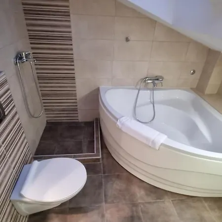 Apartment Near Waterfront